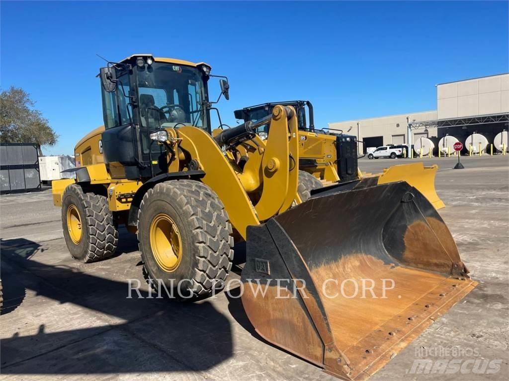 CAT 938MQC لوادر بعجل