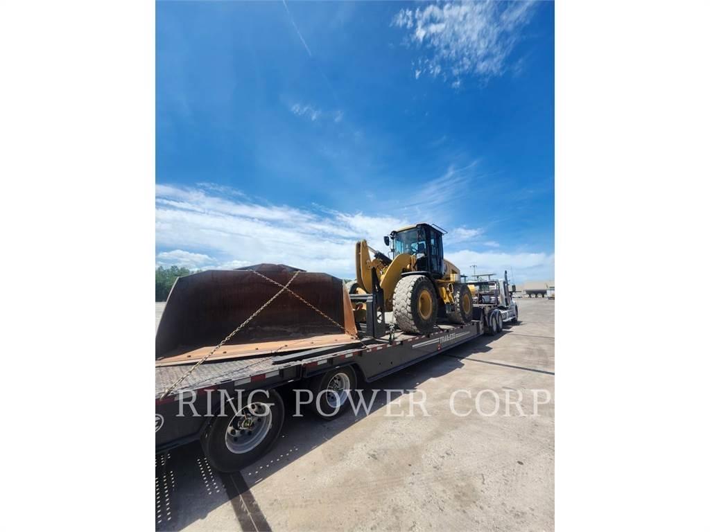 CAT 938MQC لوادر بعجل