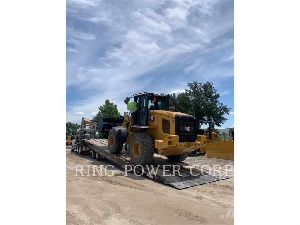 CAT 938MQC3V لوادر بعجل