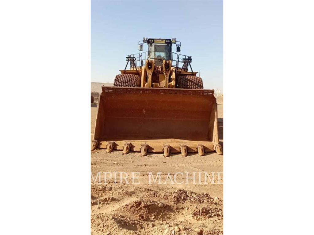 CAT 944H لوادر بعجل