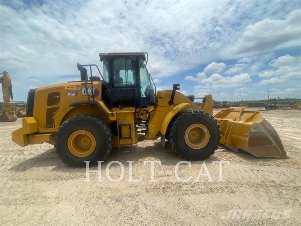 CAT 950 لوادر بعجل