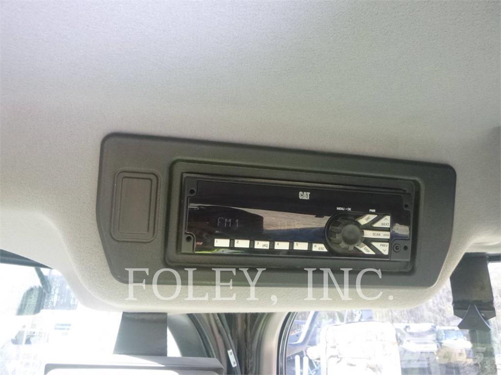 CAT 950 GC لوادر بعجل