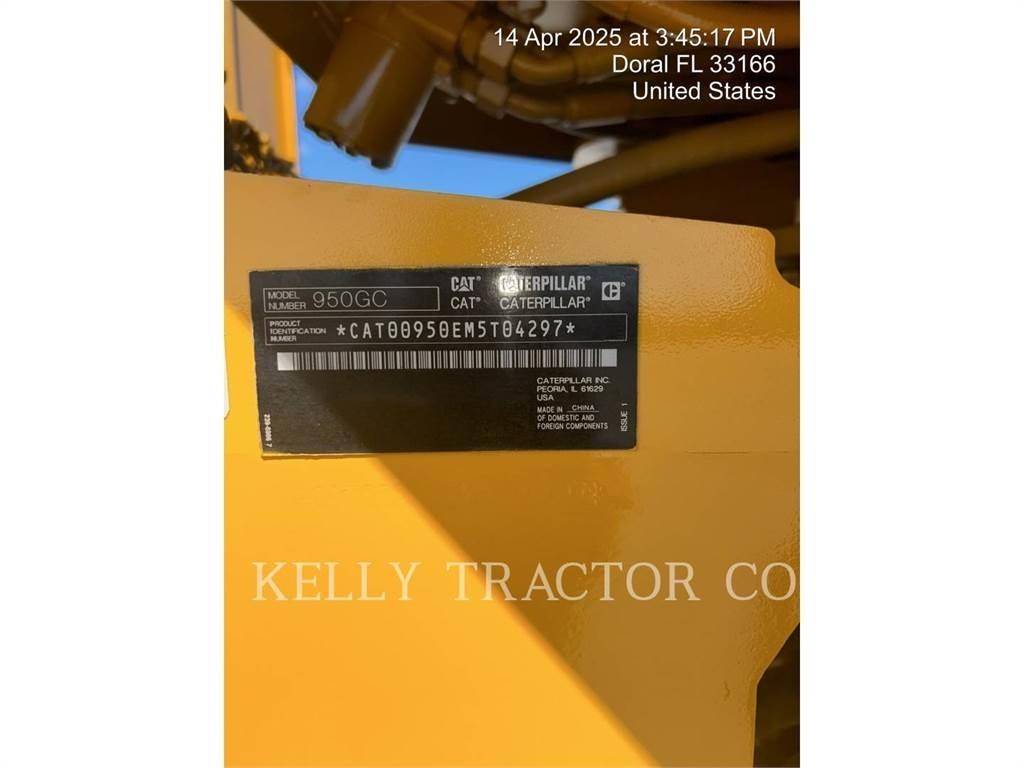 CAT 950 GC لوادر بعجل