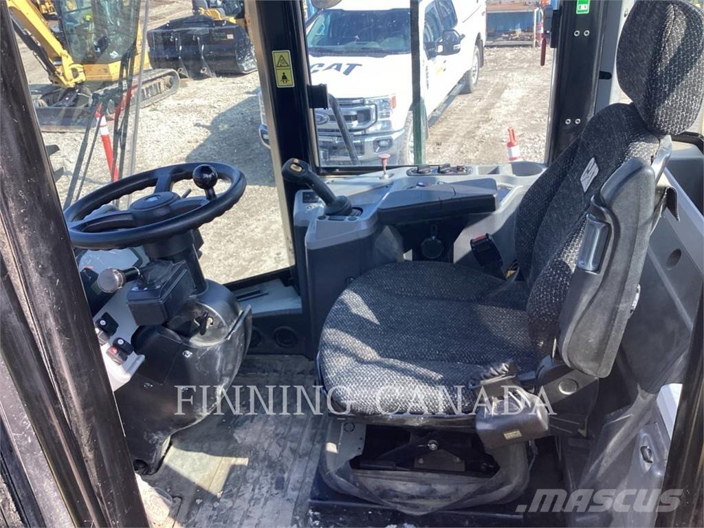 CAT 950 GC لوادر بعجل