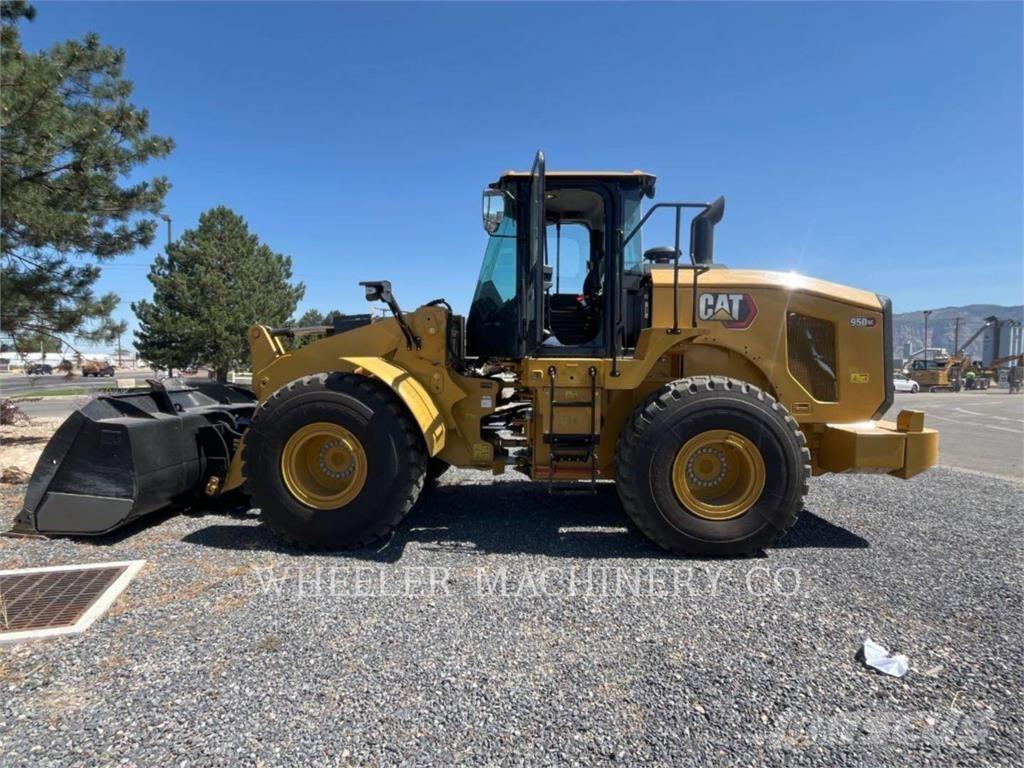CAT 950 GC QC لوادر بعجل