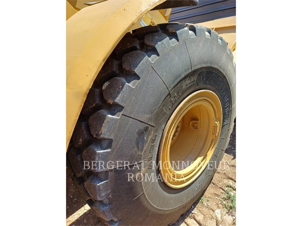 CAT 950 H لوادر بعجل