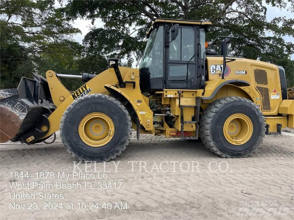 CAT 950 M لوادر بعجل