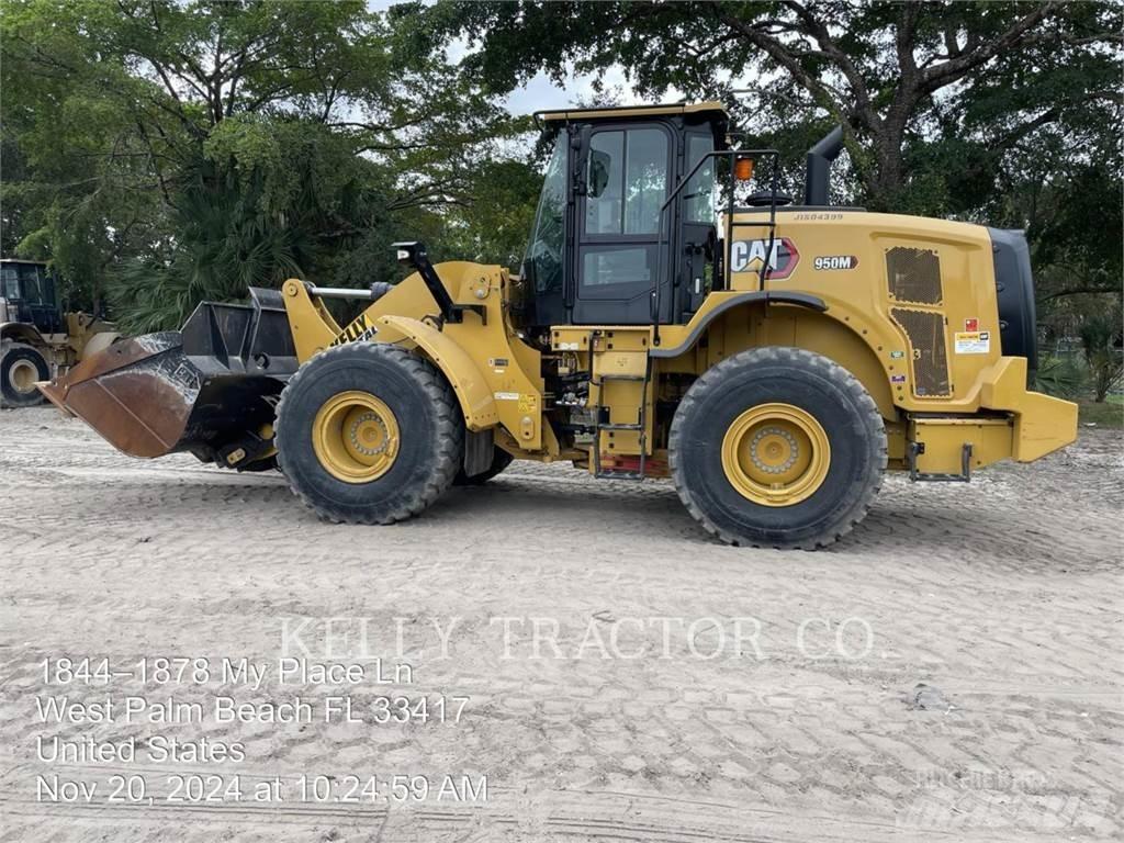 CAT 950 M لوادر بعجل