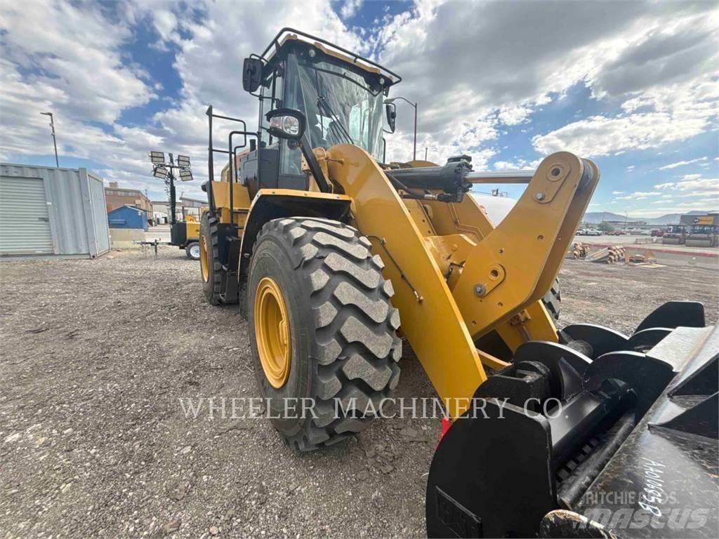 CAT 950 QC لوادر بعجل