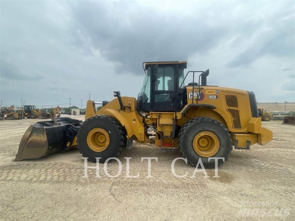 CAT 950 QC لوادر بعجل