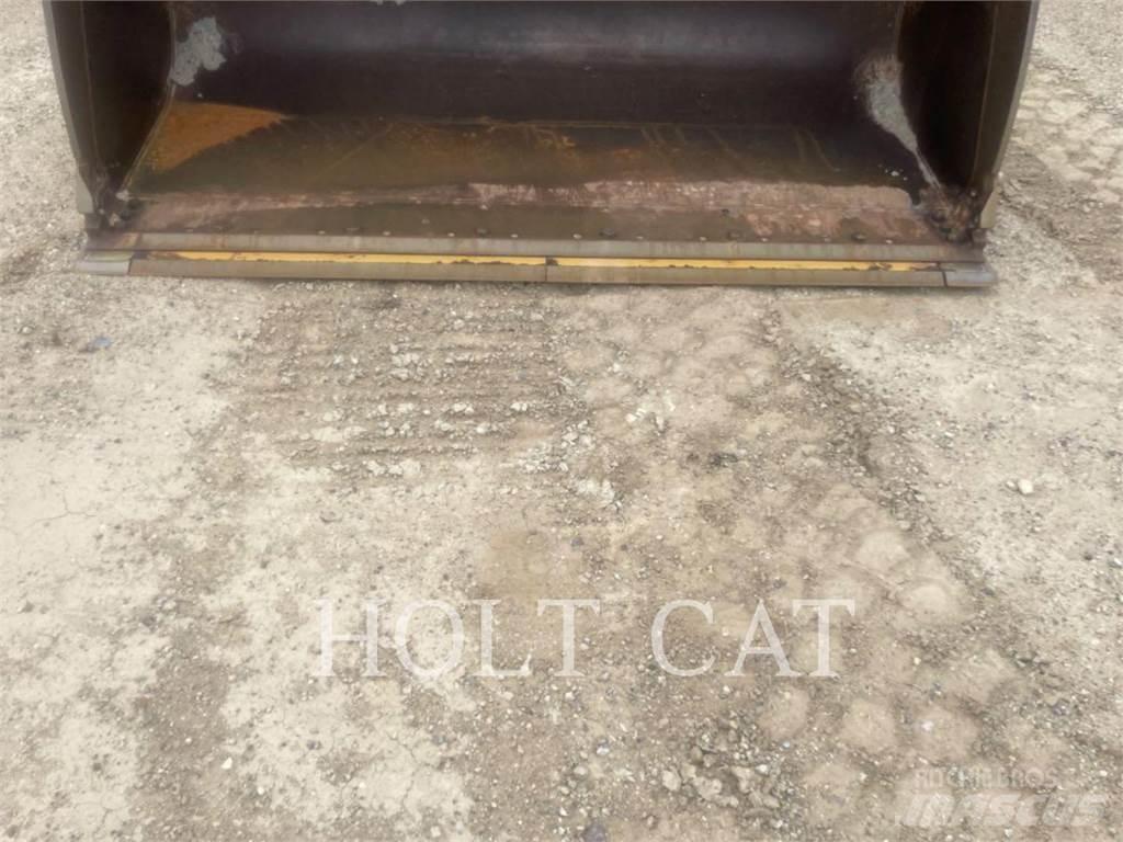 CAT 950 QC لوادر بعجل