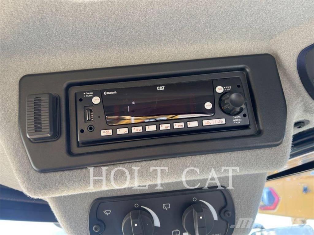 CAT 950 QC لوادر بعجل