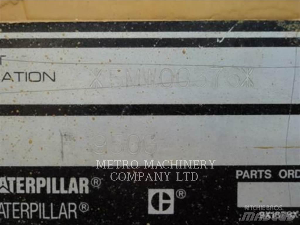 CAT 950G لوادر بعجل
