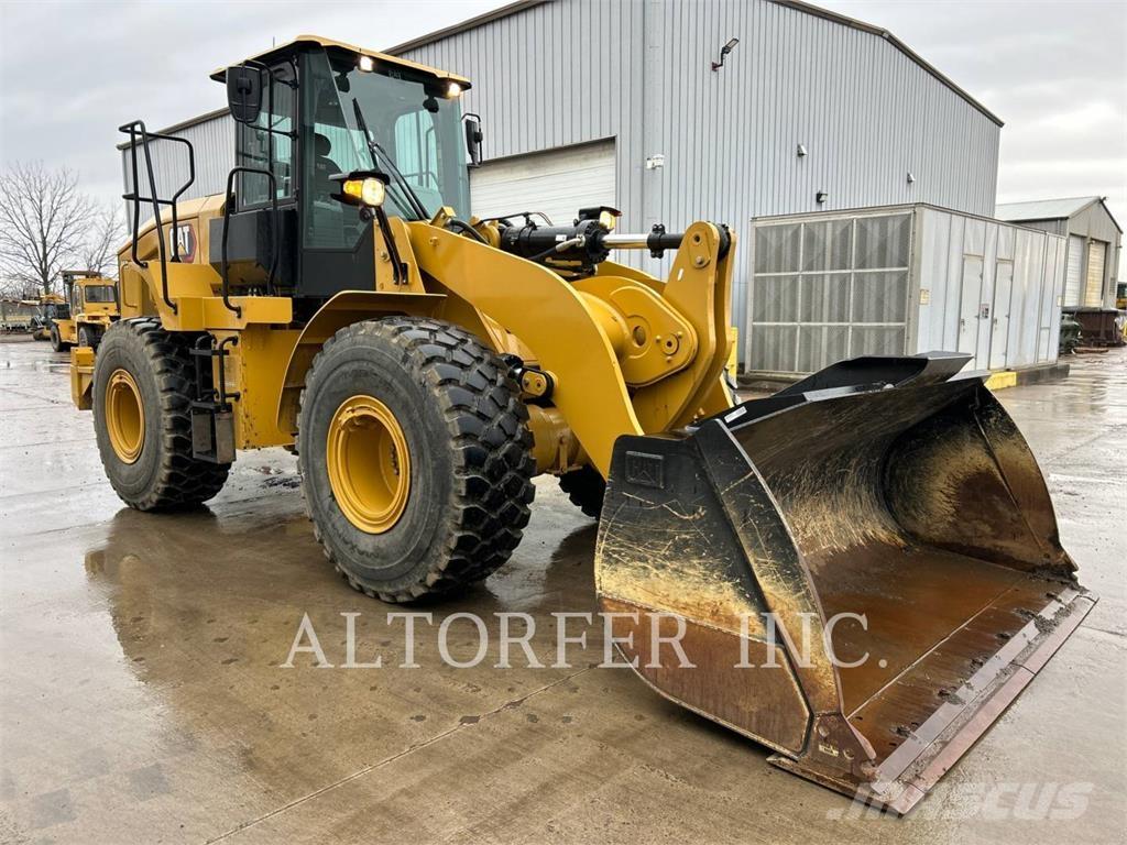 CAT 950GC لوادر بعجل