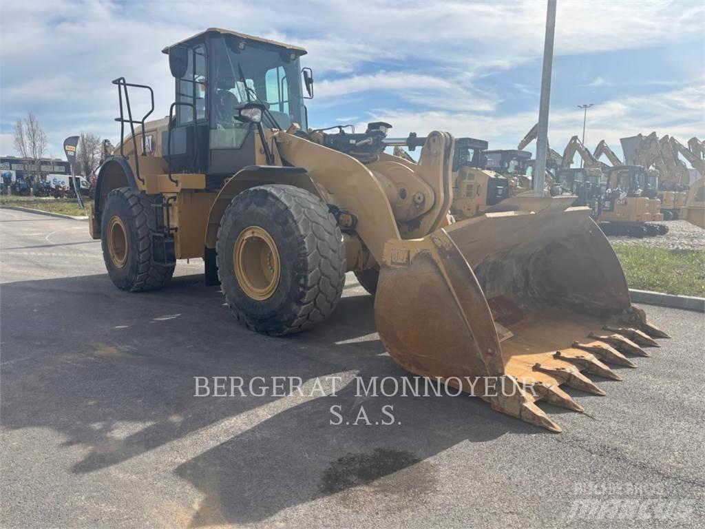 CAT 950GC لوادر بعجل