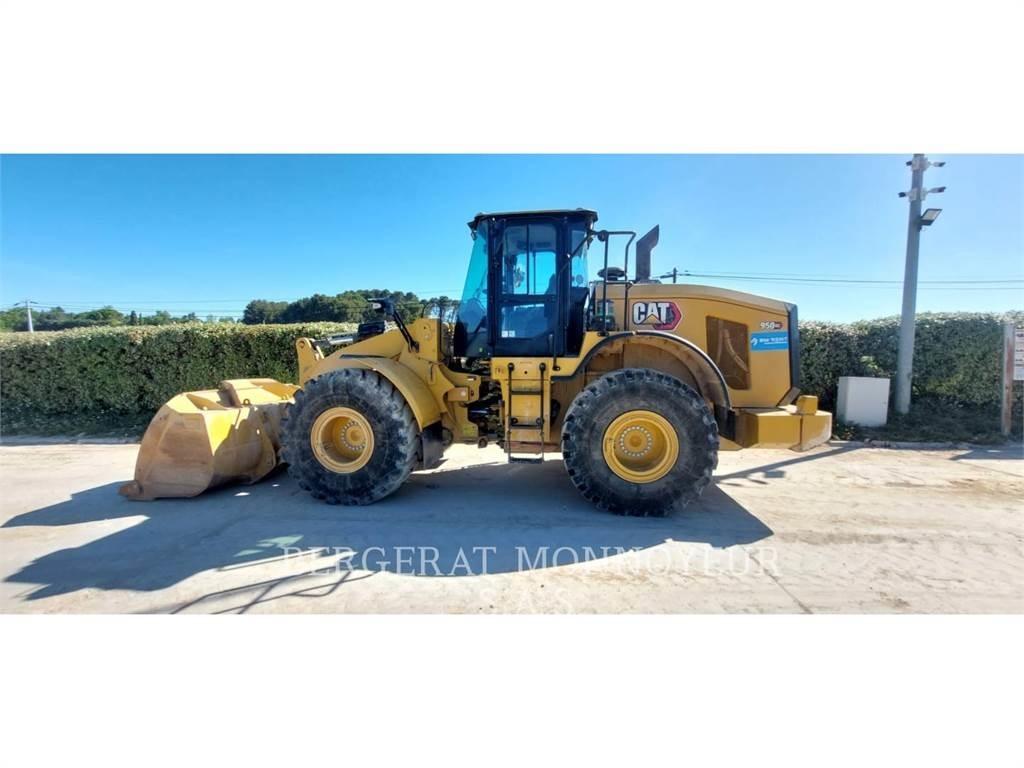 CAT 950GC لوادر بعجل