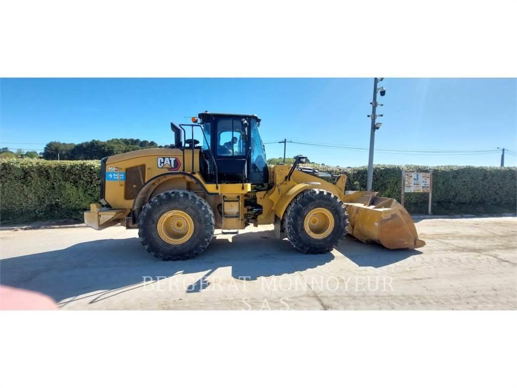 CAT 950GC لوادر بعجل