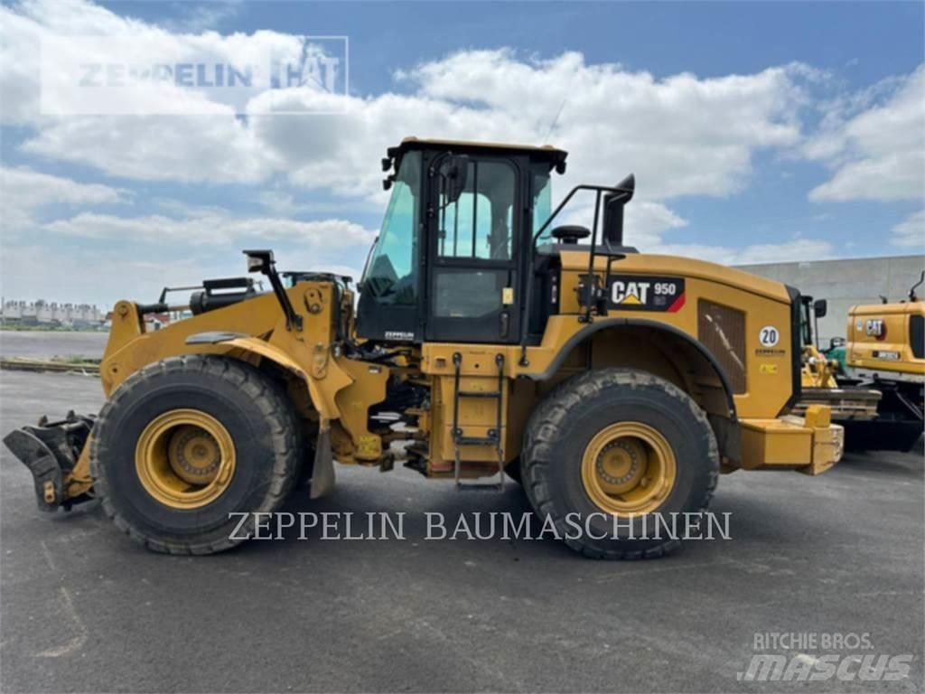CAT 950GC لوادر بعجل