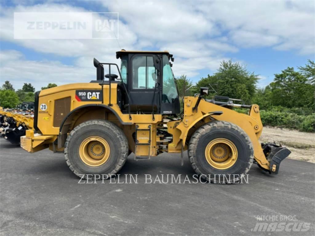 CAT 950GC لوادر بعجل
