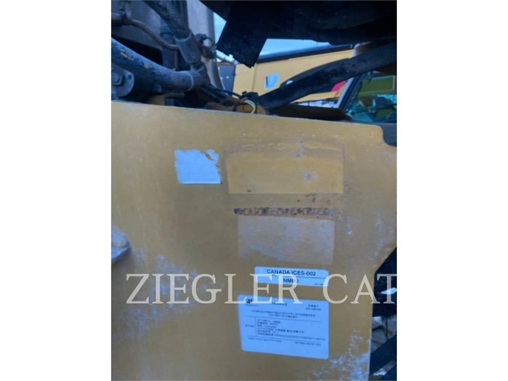 CAT 950GC لوادر بعجل