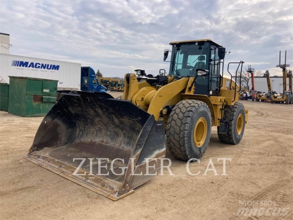 CAT 950GC لوادر بعجل