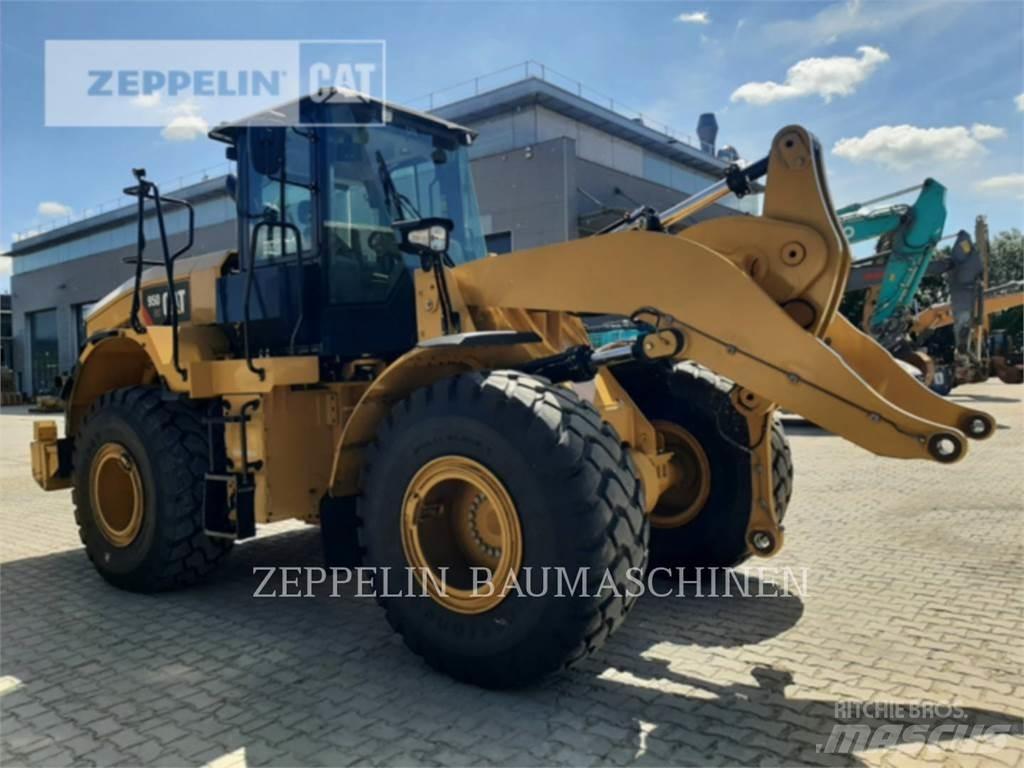 CAT 950GC لوادر بعجل