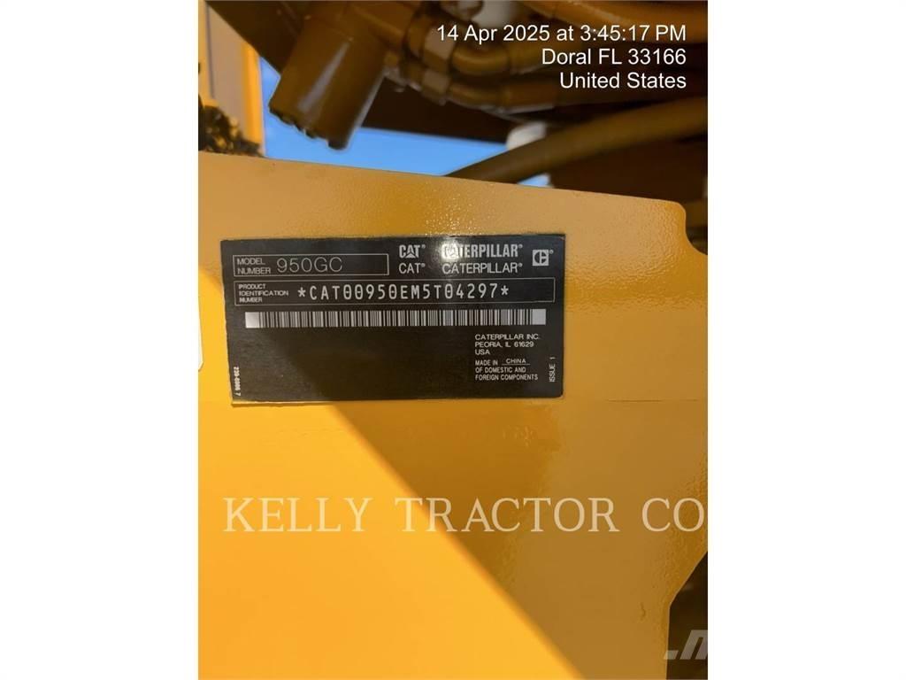 CAT 950GC لوادر بعجل