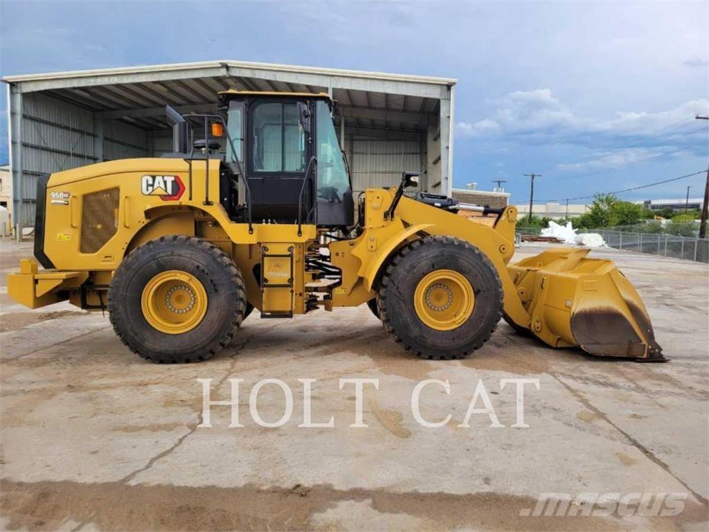 CAT 950GC لوادر بعجل