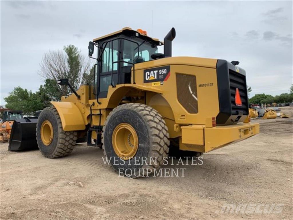 CAT 950GC لوادر بعجل