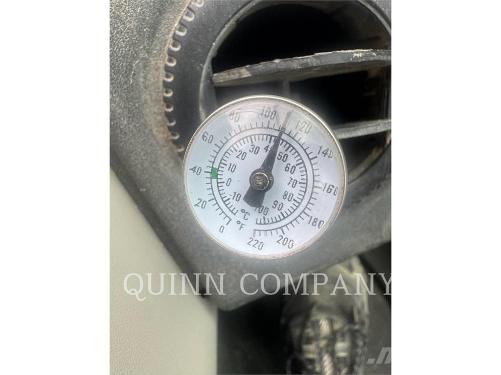 CAT 950GC لوادر بعجل