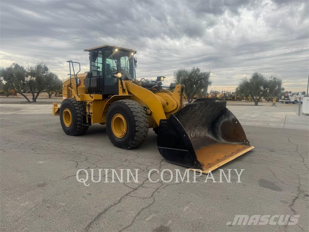 CAT 950GC لوادر بعجل