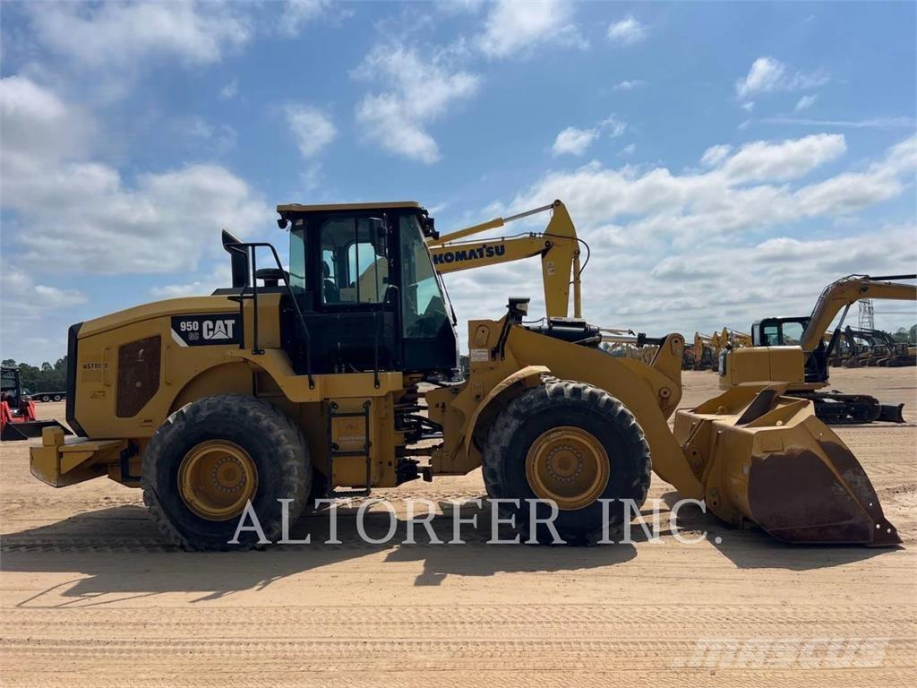 CAT 950GC لوادر بعجل