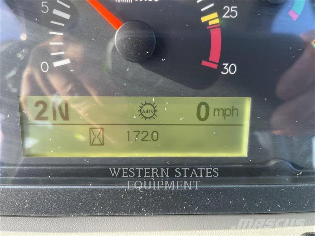 CAT 950GC لوادر بعجل