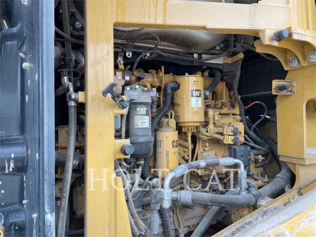 CAT 950GC QC لوادر بعجل