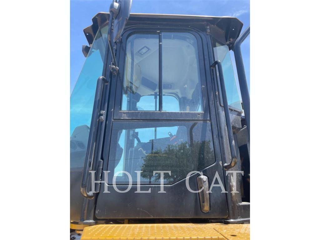 CAT 950GC QC لوادر بعجل