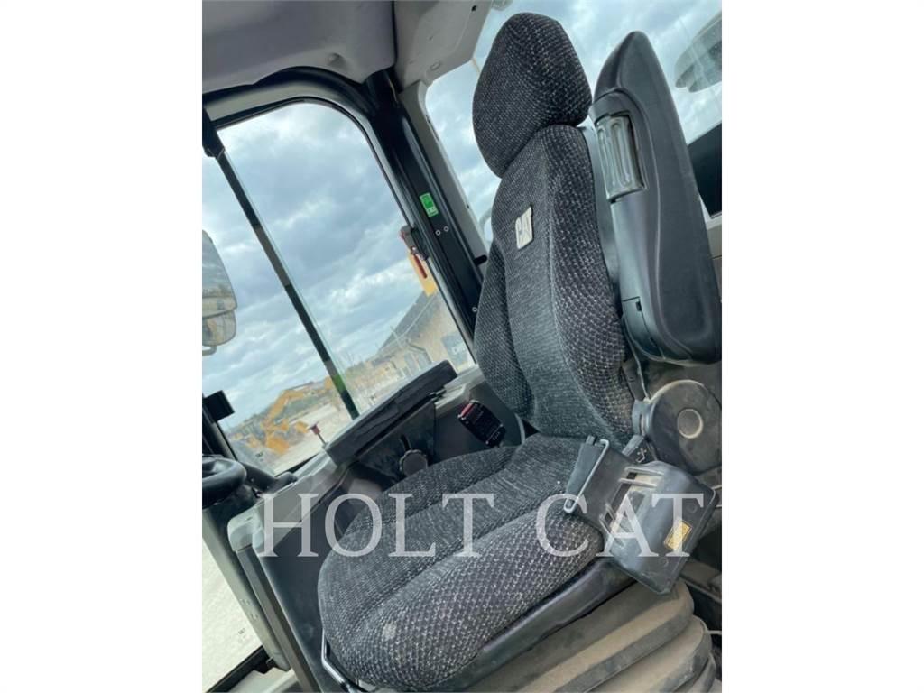 CAT 950GC QC لوادر بعجل