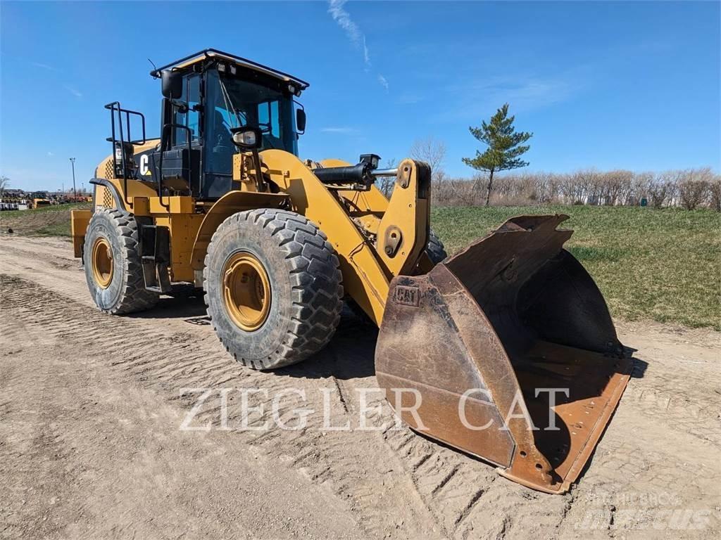 CAT 950K لوادر بعجل