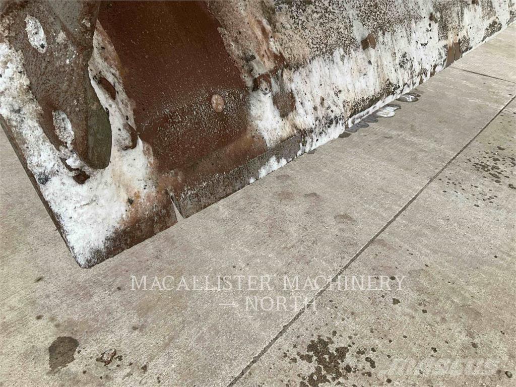 CAT 950K لوادر بعجل