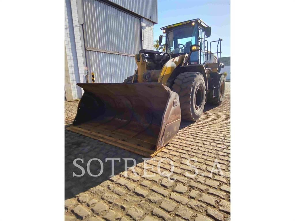 CAT 950L لوادر بعجل