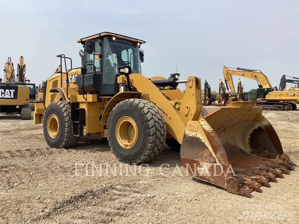 CAT 950M لوادر بعجل