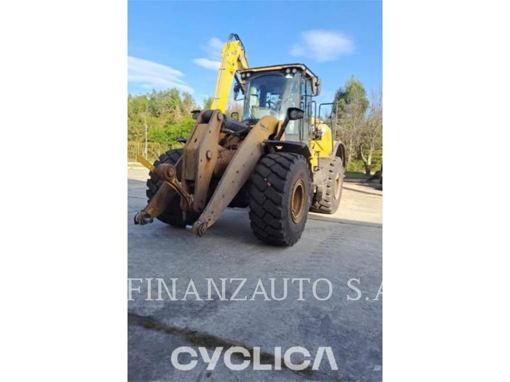 CAT 950M لوادر بعجل