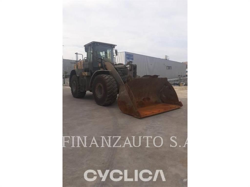 CAT 950M لوادر بعجل