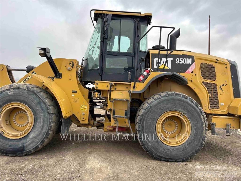 CAT 950M لوادر بعجل