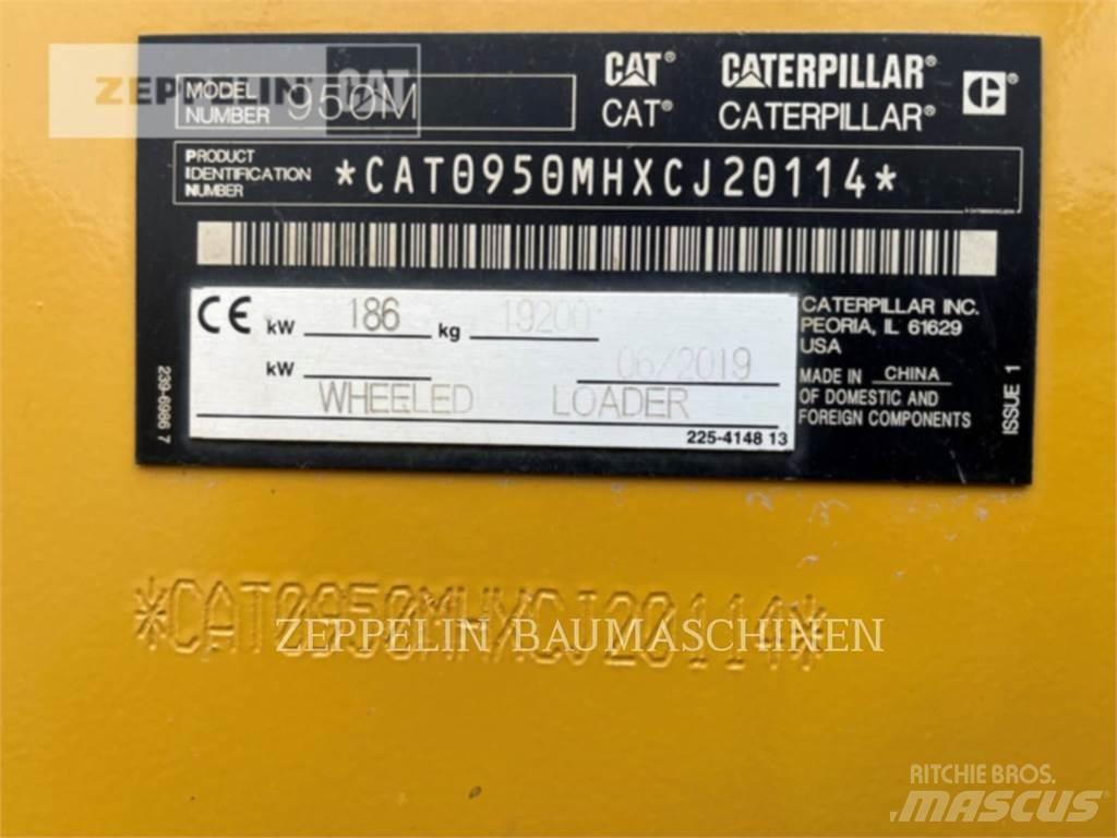 CAT 950M لوادر بعجل