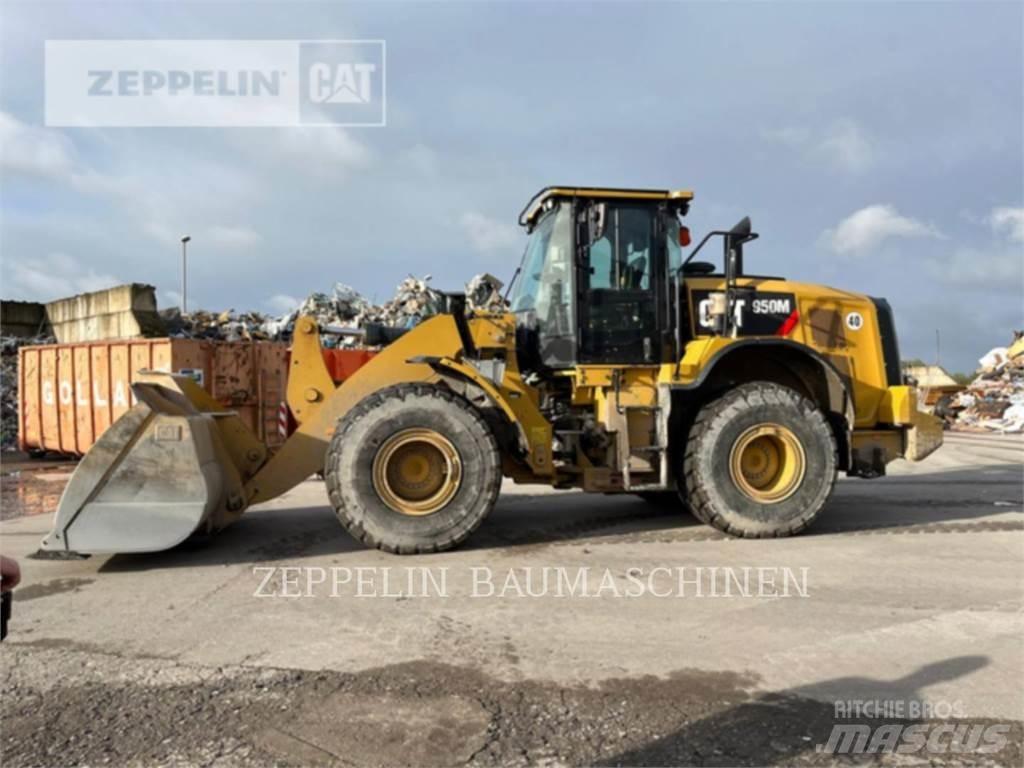 CAT 950M لوادر بعجل