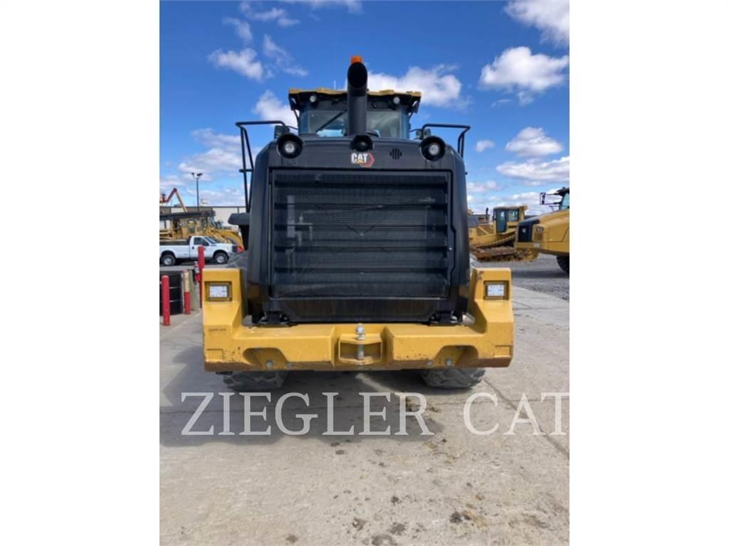 CAT 950M لوادر بعجل