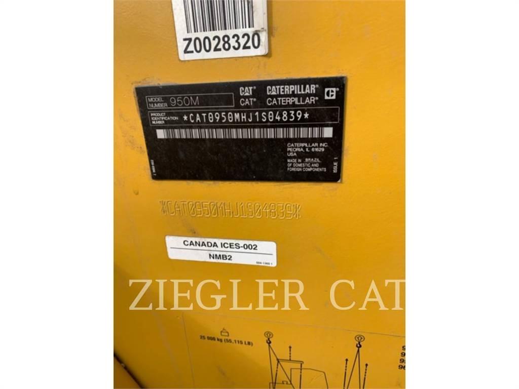 CAT 950M لوادر بعجل