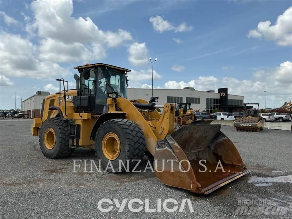 CAT 950M لوادر بعجل