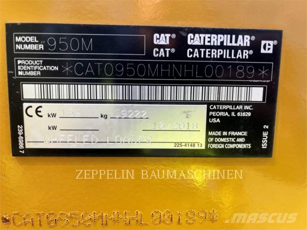 CAT 950M لوادر بعجل