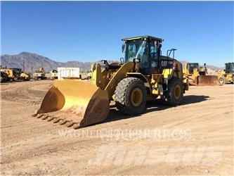 CAT 950M لوادر بعجل